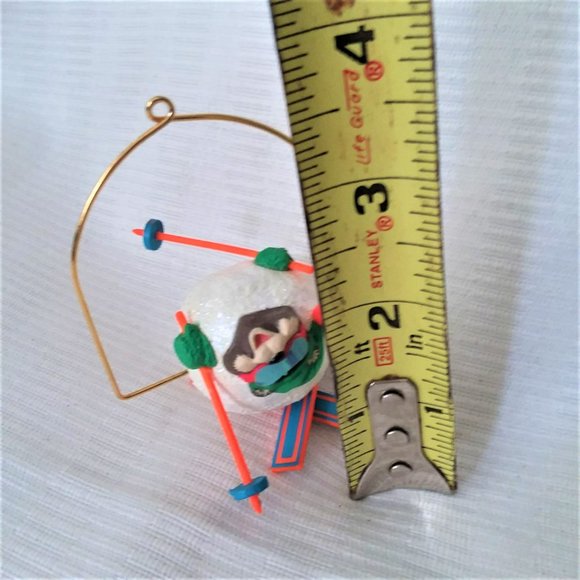 Ornament Hallmark Keepsake Skiing Round 1992 Snowball Christmas Tree Holiday Fun - Picture 5 of 5